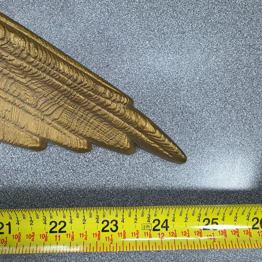 Vintage Style Eagle Wall Plaque Home Decor Gold 24.5